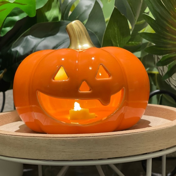 Target light up pumpkin - Picture 3 of 16